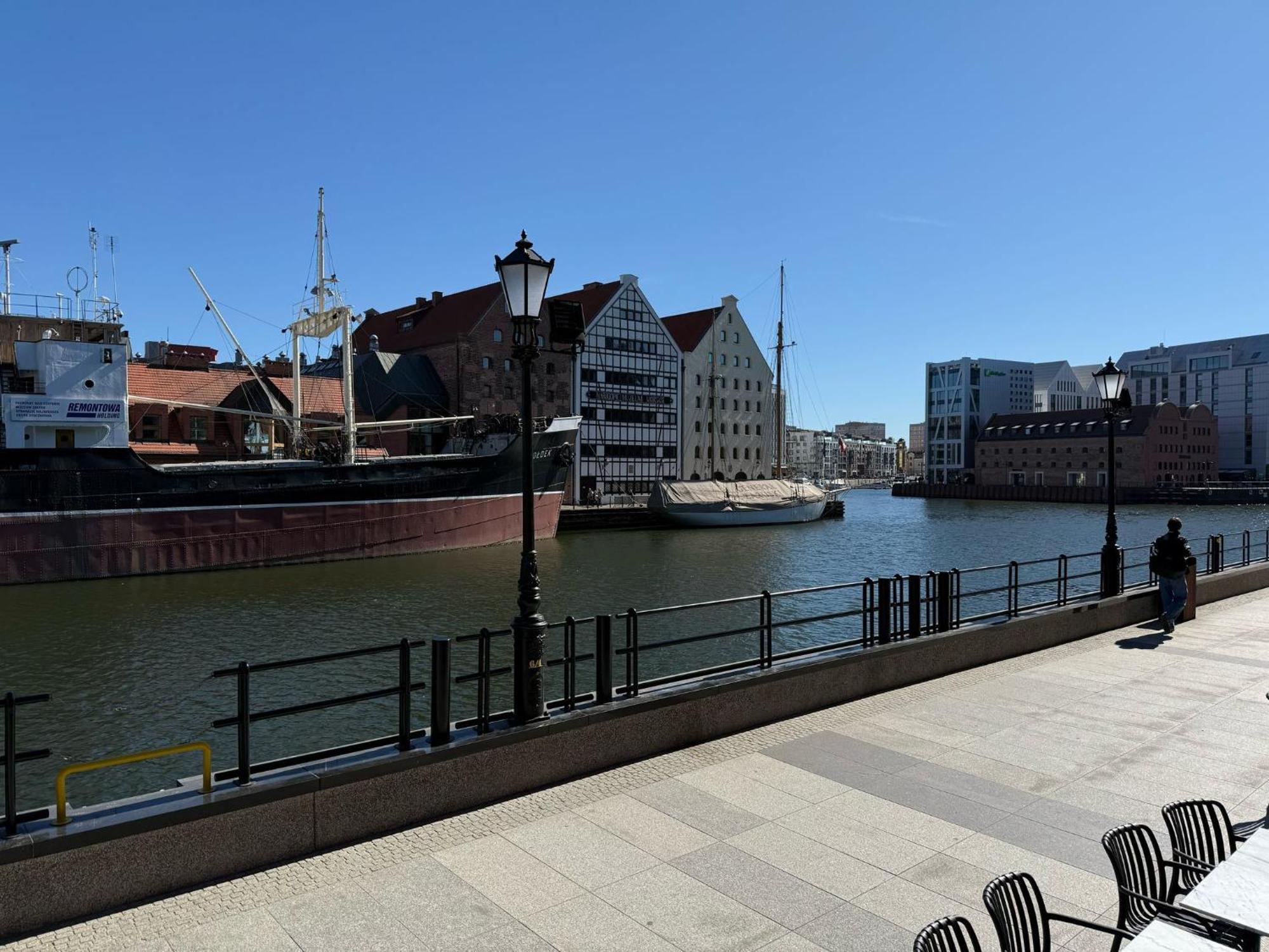 Motlawa Apartments - Old Town & River Viev, Fast Wifi Danzica Esterno foto
